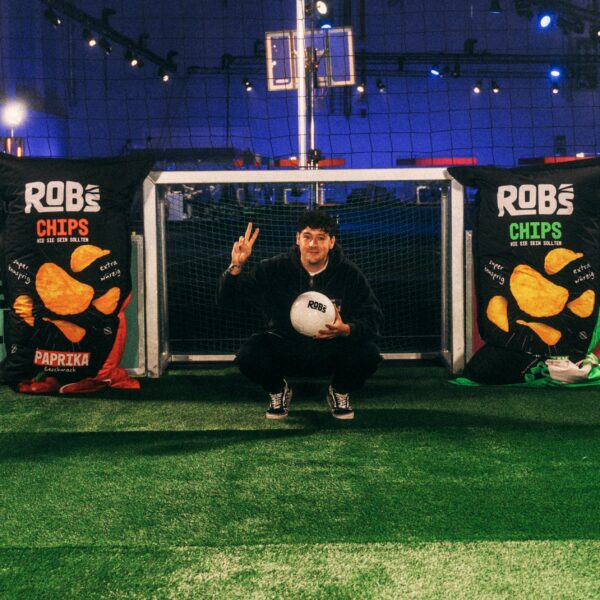 ROB's Fußball Turnier mit 18 Influencer:innen auf der gamescom 2021