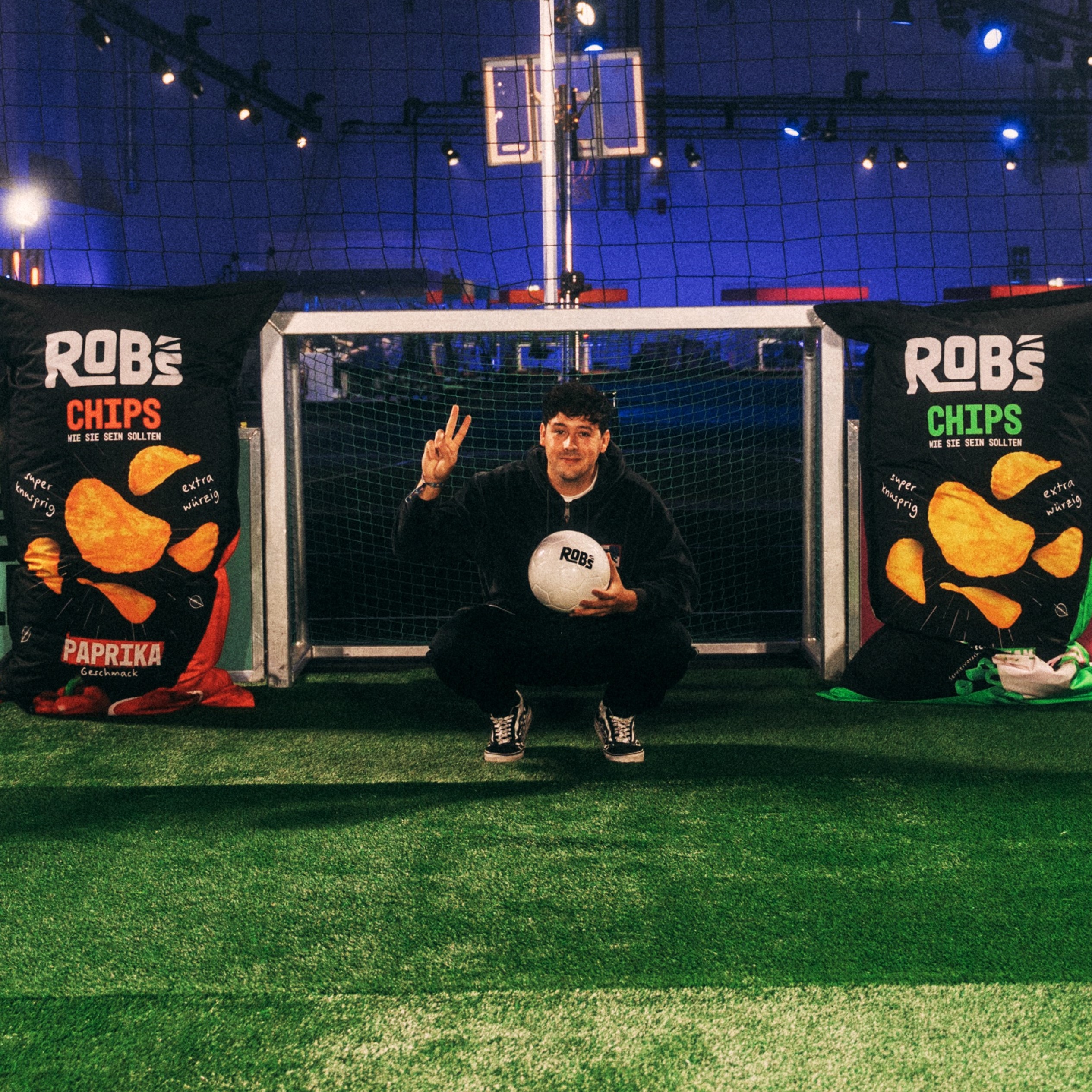 ROB’s: Fußball Turnier mit 18 Influencern